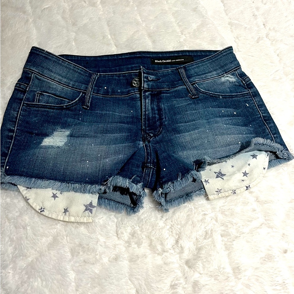 Y2K Black Orchid Los Angeles Shorts.